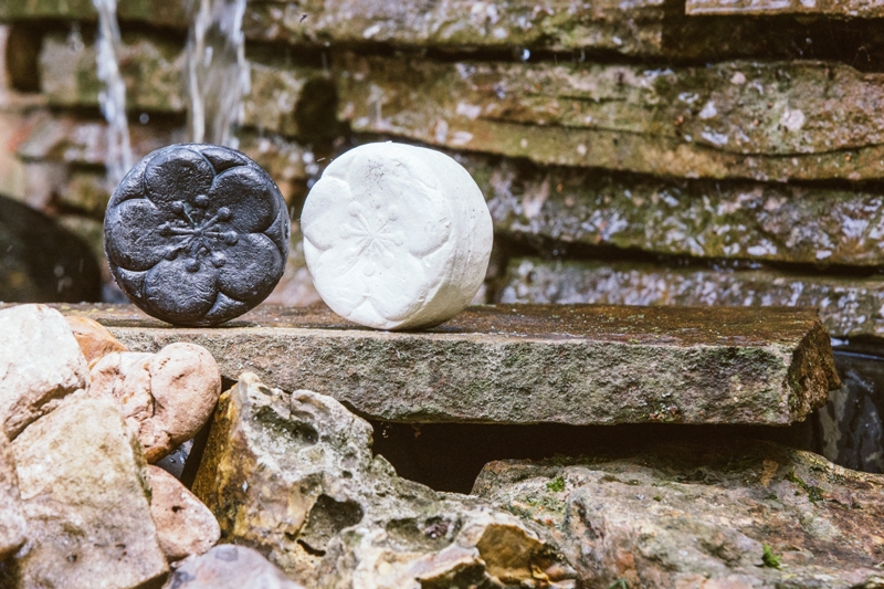 Black-and-white-soaps